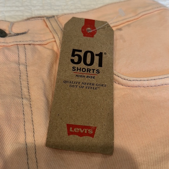 NWT LEVIS 501 high rise pale pink cut offs shorts size 28 - Picture 10 of 10